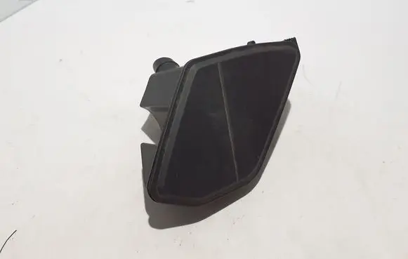 BMW X3 G01 Other engine bay part 8635110