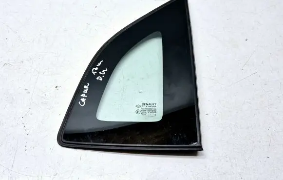 Renault Captur Rear side window 833060875R