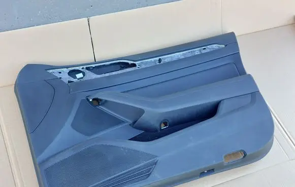 Volkswagen PASSAT B8 Front door card panel trim 3G2867012