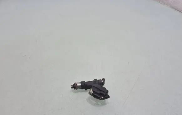 Citroen C4 I Fuel injector 0280158057