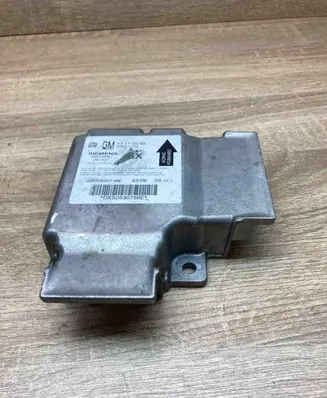 Opel Corsa C Airbag control unit/module 13170589 330513650