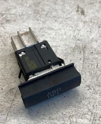 Traction control (ASR) switch