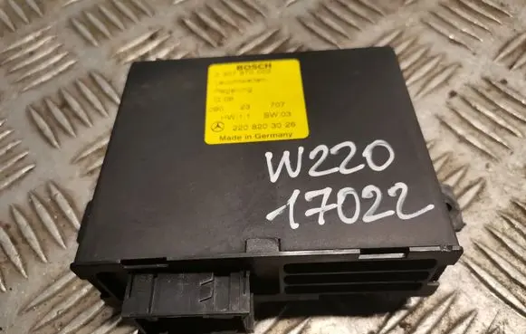 Mercedes-Benz S W220 Light module LCM 2208203026