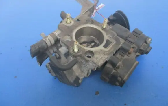 Opel Corsa C Throttle body valve 