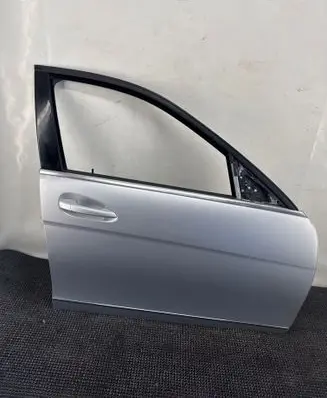 Mercedes-Benz C W204 Front door 775