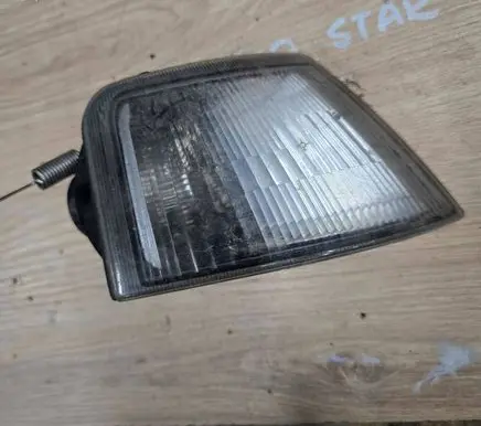 Seat Toledo I (1L) Front indicator light 961592