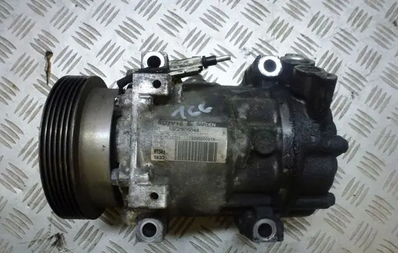 Dacia Sandero Air conditioning (A/C) compressor (pump) 926000097R