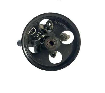 Opel Insignia A Power steering pump 55563329