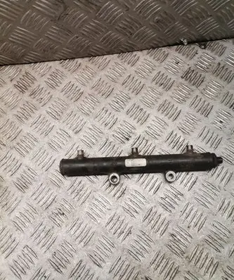 Land Rover Discovery 3 - LR3 Fuel main line pipe
