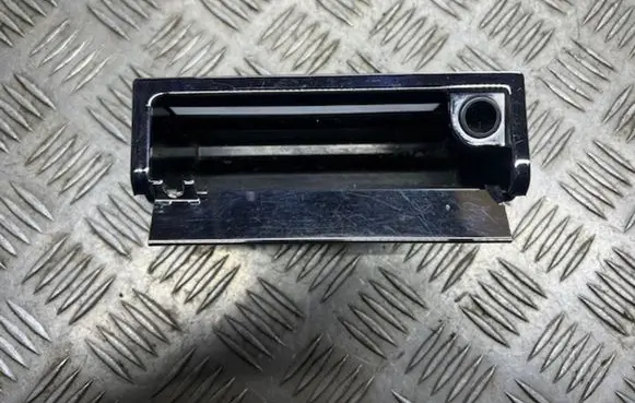 Audi A8 S8 D3 4E Car ashtray 312780300 006084Z1S