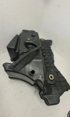 Mercedes-Benz E W213 AdBlue liquid reservoir A2134709301