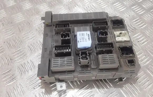 Peugeot 607 Comfort/convenience module