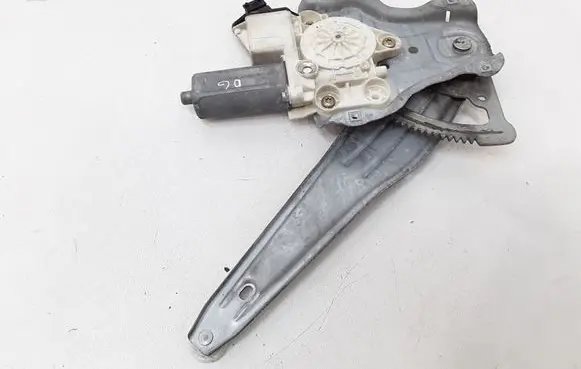 Toyota Corolla E120 E130 Rear door window regulator with motor 992045100
