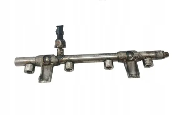 Audi A3 S3 8V Fuel main line pipe 06L133317E