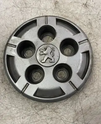 Peugeot Boxer R15 wheel hub/cap/trim 