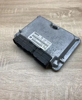 Opel Astra G Engine control unit/module ECU 24417167 0281010267