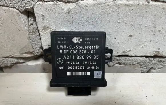Mercedes-Benz E W211 Light module LCM A2118209985