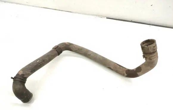 Volkswagen PASSAT B6 Engine coolant pipe/hose