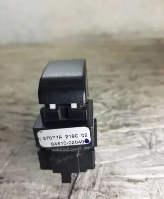 Toyota Corolla E120 E130 Electric window control switch 8481002040