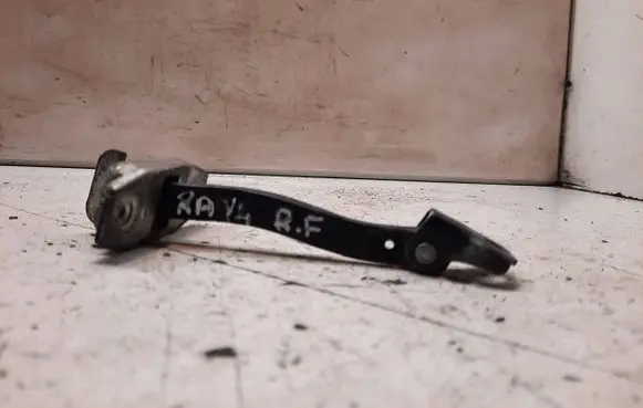 Toyota RAV 4 (XA30) Front door check strap stopper 