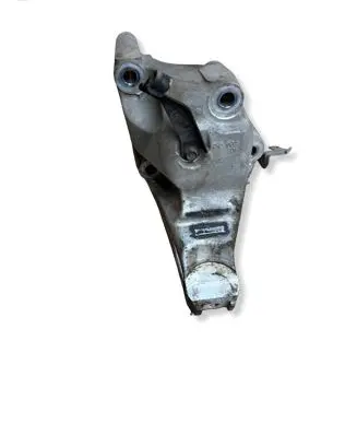 Honda Accord Gearbox mounting bracket 5DA22