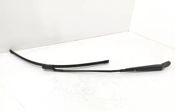 Peugeot 5008 Front wiper blade arm 9672059480