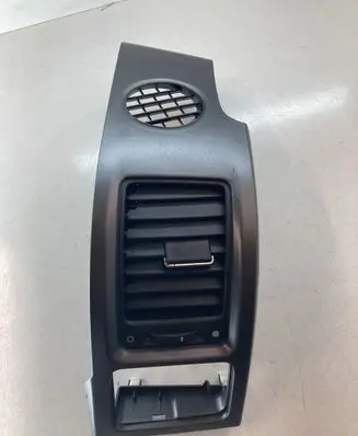 Honda CR-V Dashboard side air vent grill/cover trim