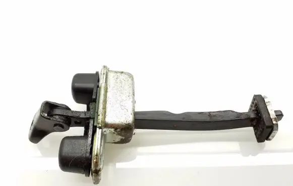 Hyundai i40 Rear door check strap stopper