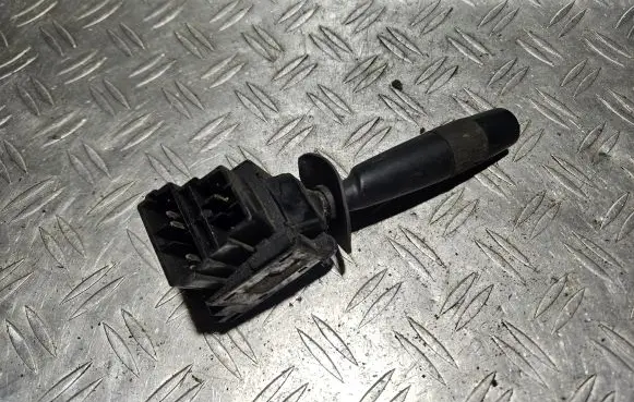 Peugeot 405 Indicator stalk