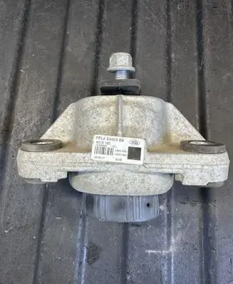 Land Rover Discovery 5 Engine mount bracket FPLA6A003BA