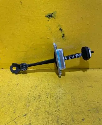 Chevrolet Captiva Front door check strap stopper 
