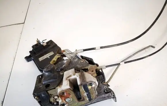 Mazda 6 Front door lock gj6a