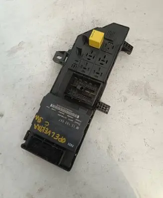 Opel Vectra C Comfort/convenience module 13193587 359172 SC718810500