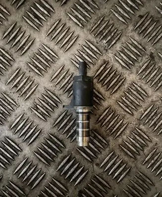 Peugeot 3008 II Camshaft vanos timing valve 9812046280