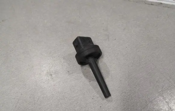 Volkswagen Golf V Interior temperature sensor 4A0820539