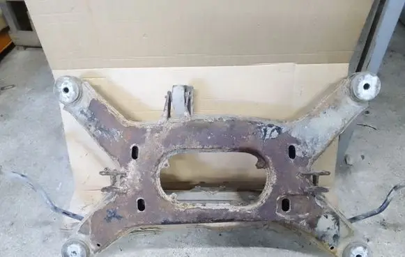Audi A8 S8 D2 4D Rear subframe 