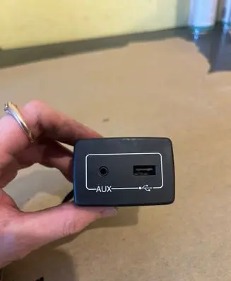 Peugeot Boxer USB socket connector 7356546330 16139C1
