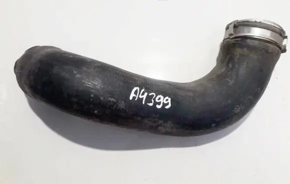 Audi A5 8T 8F Intercooler hose/pipe 8k0145709e