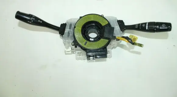 Mitsubishi Outlander Tailgate/trunk/boot open switch 