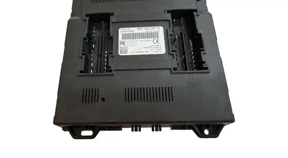 Skoda Fabia Mk2 (5J) Comfort/convenience module 6R7937087H HH12S0022 10024808