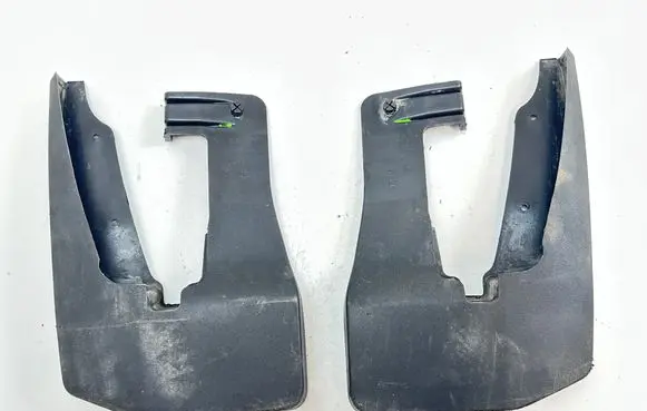 Volkswagen Crafter Mudguards set A9068823204 A9068823104