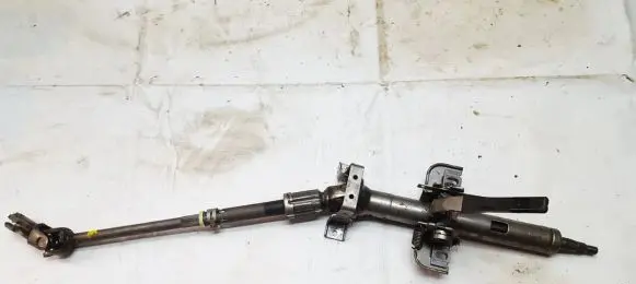 Mitsubishi Grandis Steering wheel axle