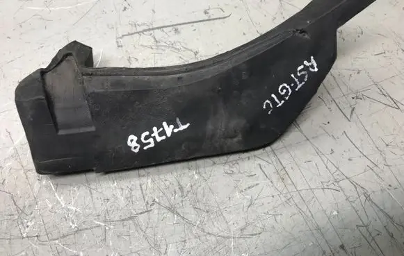 Opel Astra J Fender foam support/seal 13309759