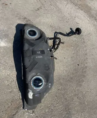 Nissan 370Z Fuel tank 