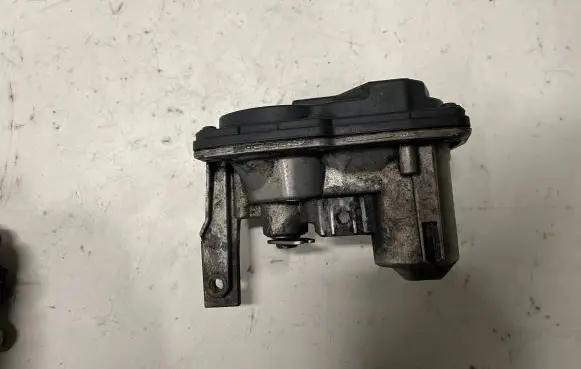 Intake manifold valve actuator/motor