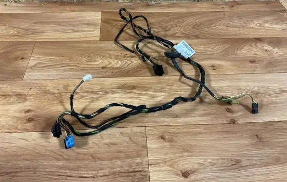 Mercedes-Benz B W245 Front door wiring loom A1695407405 98265810