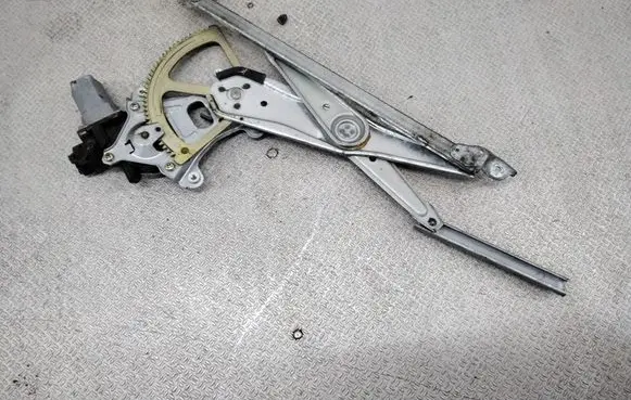 Subaru Outback Front door window regulator with motor 309180