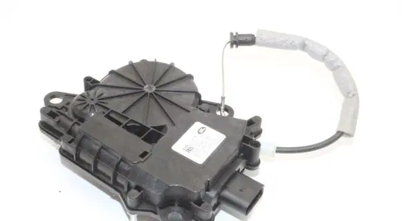 Land Rover Range Rover Velar Tailgate/trunk/boot lift motor CPLA404C10AD