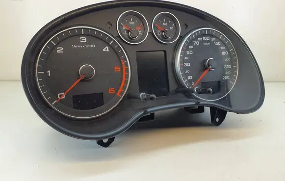 Audi A3 S3 A3 Sportback 8P Speedometer (instrument cluster) 8P0920931S