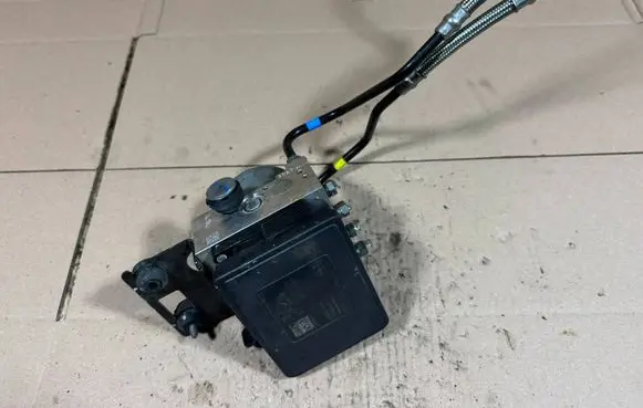 Renault Trafic III (X82) ABS Pump 28515240123 10091514783 10062534791